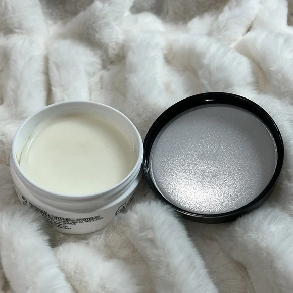 Paul Mitchell Firm Style Dry Hair Wax - Picture 3 of 3